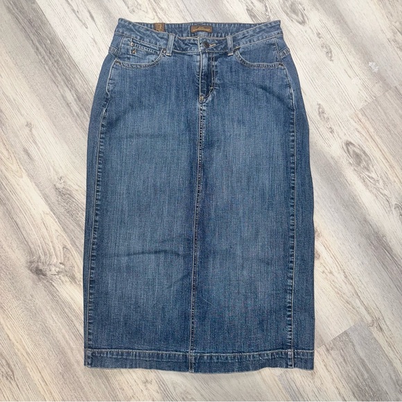 💝Wrangler Aura for Women Midi Denim Skirt Back Slit Size 6 x 32 - Picture 1 of 10